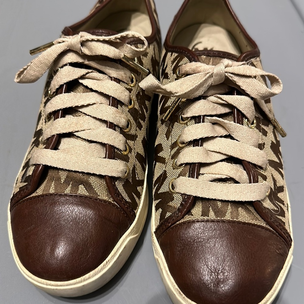 Michael Kors Logo Sneakers City Signature Monogram MK Women's Size 9M Brown/Tan